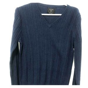 Men’s Guess V-Neck Shirt